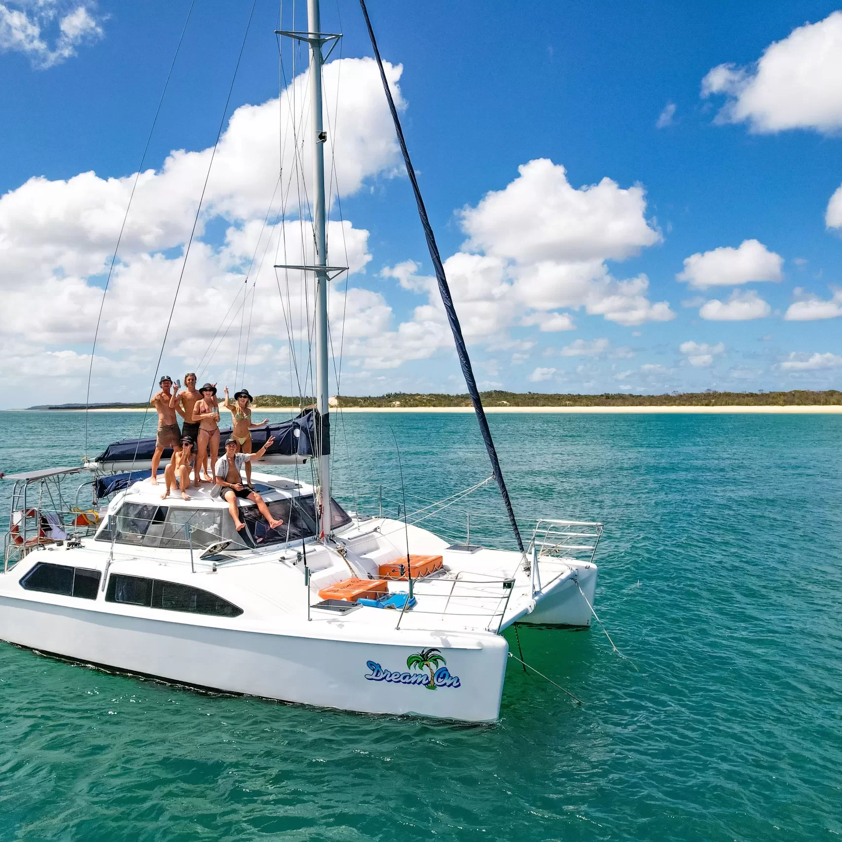 Dream On, Yacht Charter, Hervey Bay, Seawind 1000